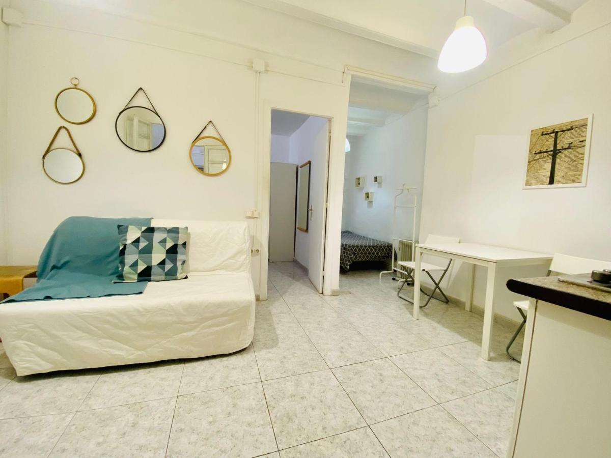 07 Basic Center Barcelona3 1 Apartment Екстериор снимка