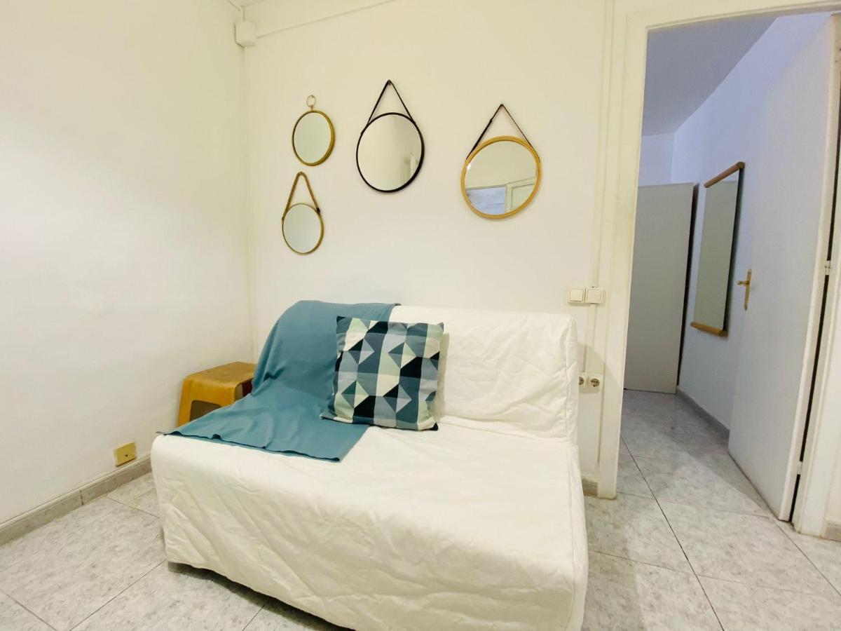 07 Basic Center Barcelona3 1 Apartment Екстериор снимка